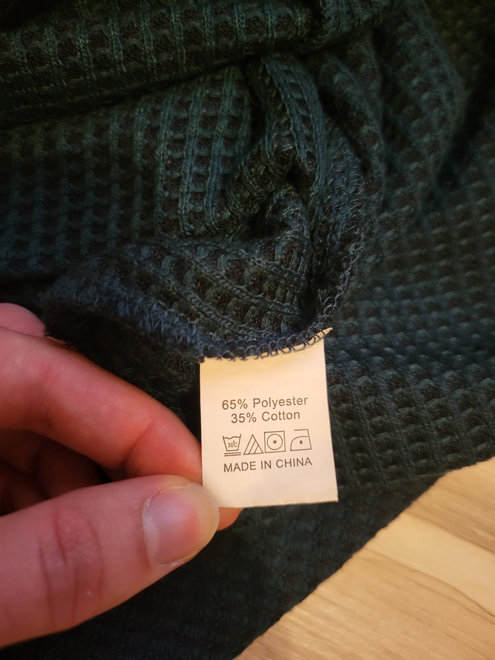 Cozy Waffle-Knit Hooded Sweater - Emerald Green - Picture 4 of 5